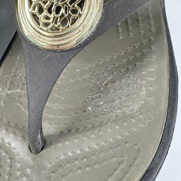 Crocs Sanrah Navy Grey Gold Medallion Circle Sandals Shoes Women's Size 6 - Picture 6 of 16